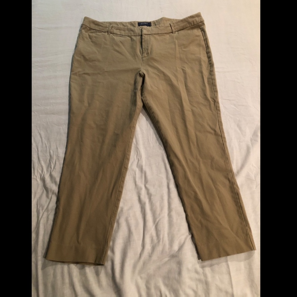 Old Navy Midrise beige pixie pants - Sz-18